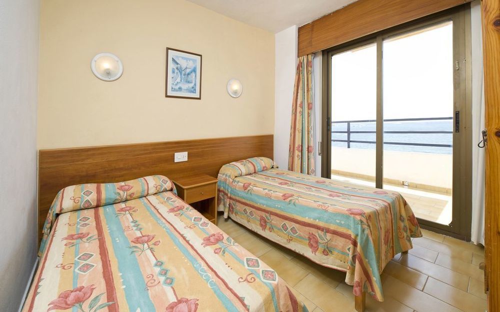 Apartamentos Mira Mola Figueretas Dış mekan fotoğraf